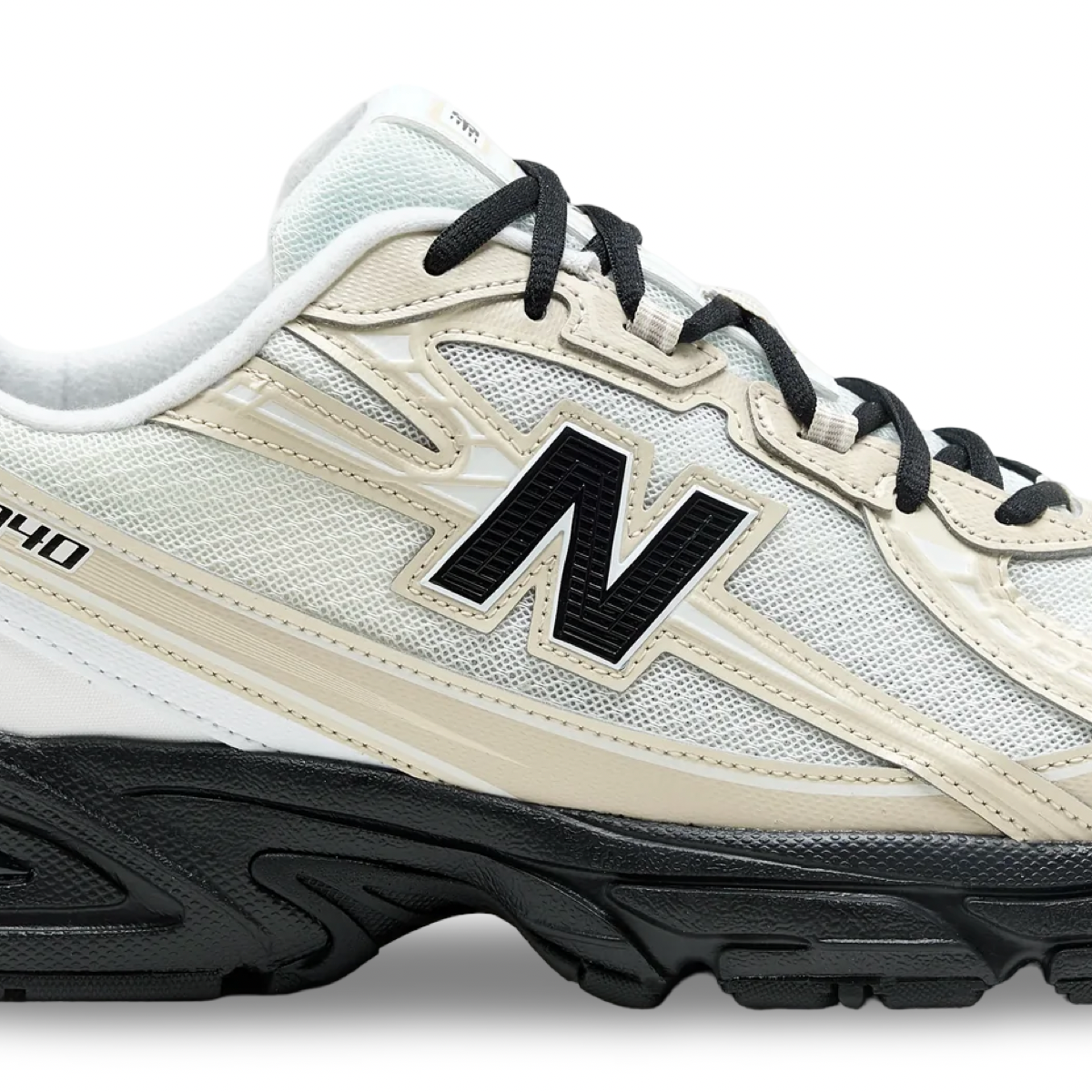 New Balance 740 Trainers ‘Black Beige’