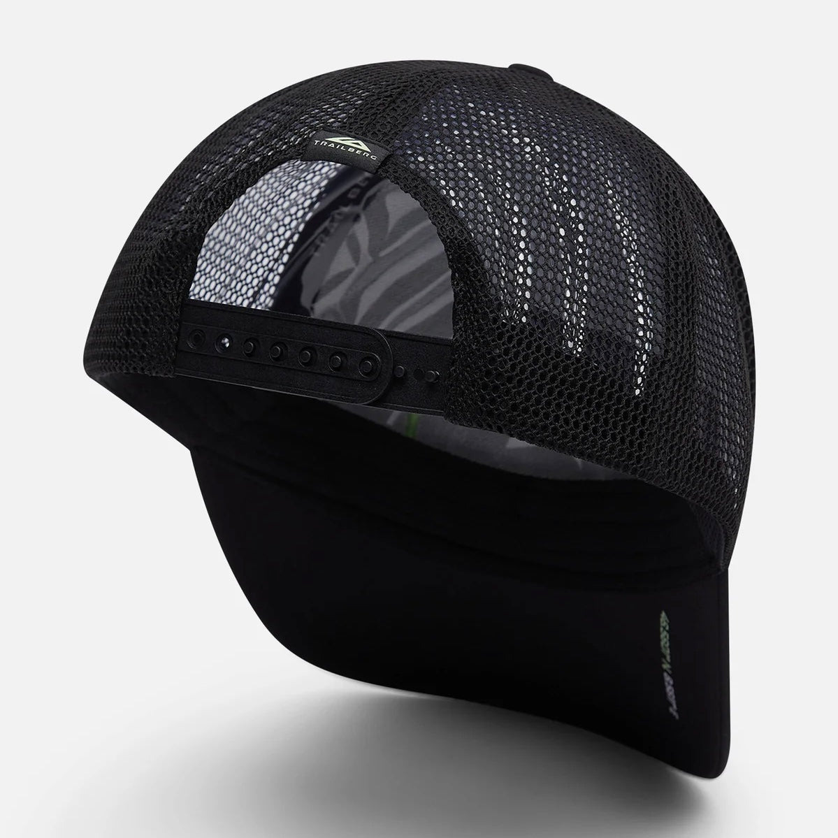 Trailberg Crest Trucker Cap 'Black'
