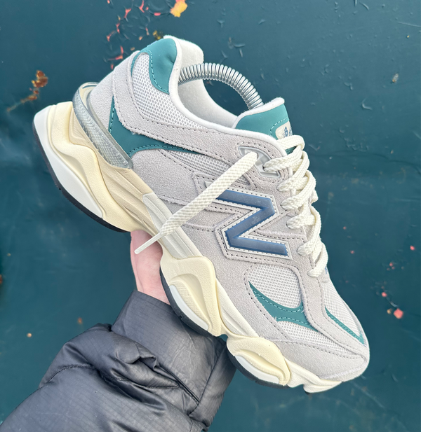 New Balance 9060 Trainers 'Grey Teal' (W)