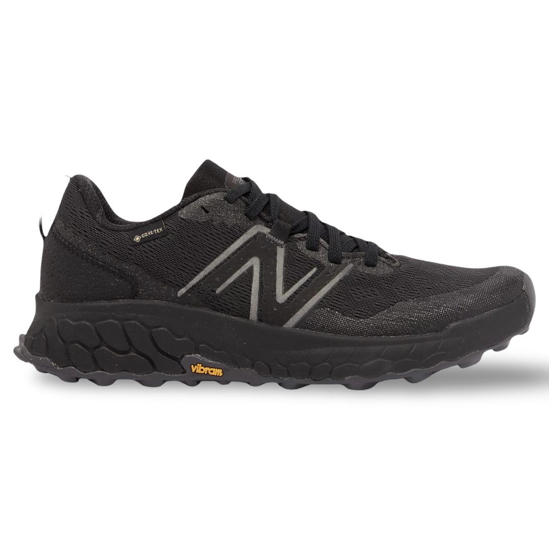 New Balance Gore-Tex Trainers 'Black'