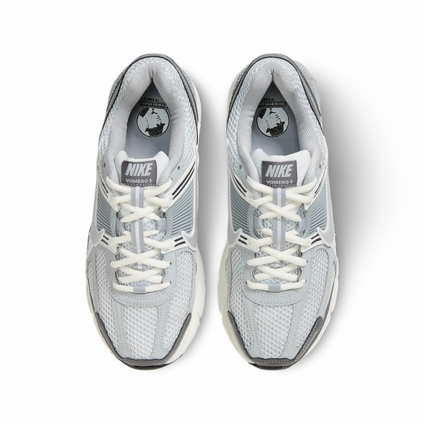 Nike Zoom Vomero 5 'Grey'