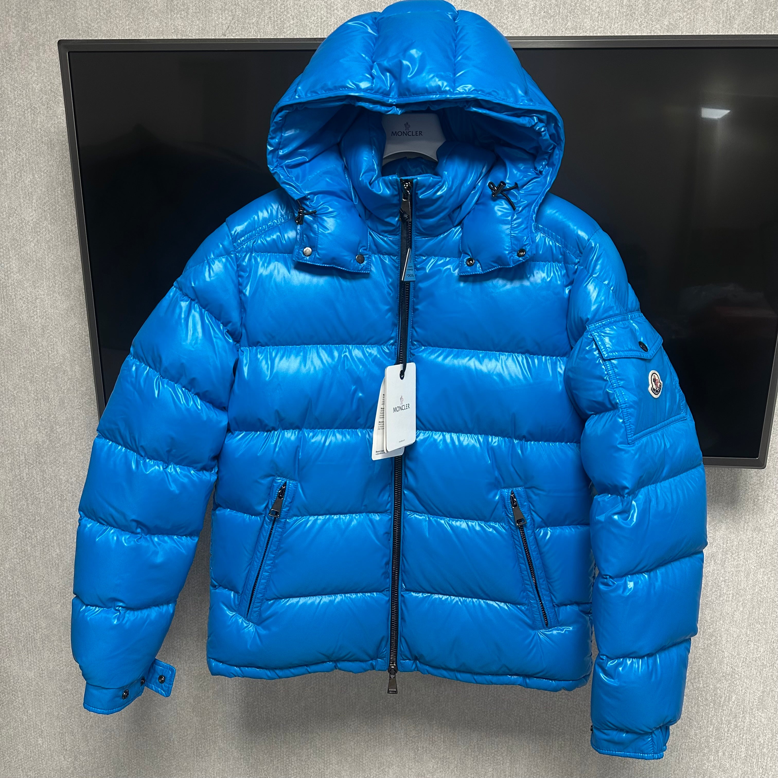 Moncler Lean M Down Jacket ‘Blue’