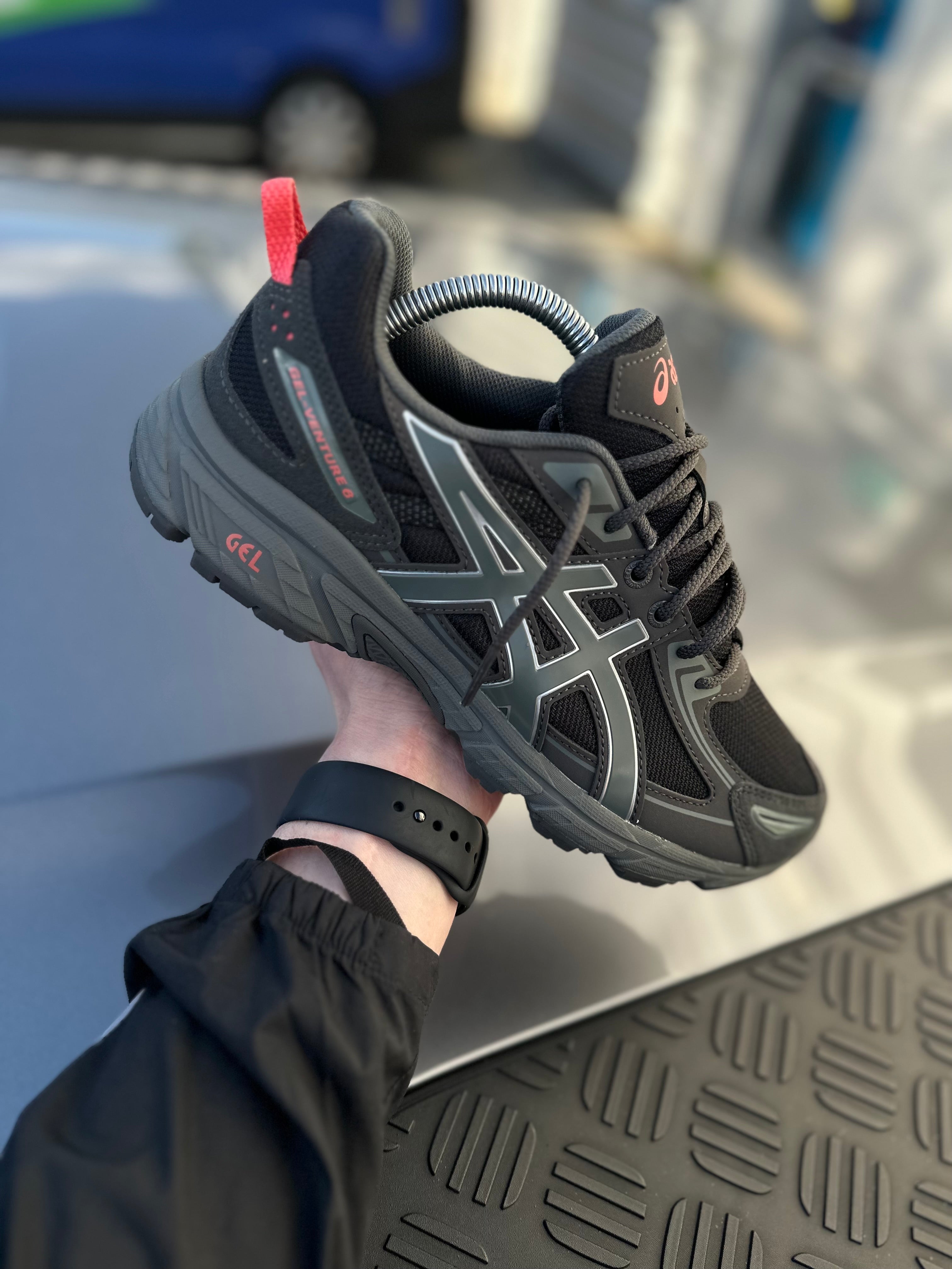 Asics Gel Trainers ‘Black Coral’